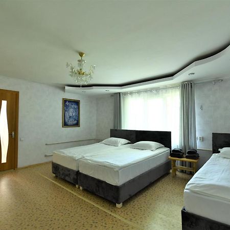 Jamilya B&B Guest House Karakol Exterior foto