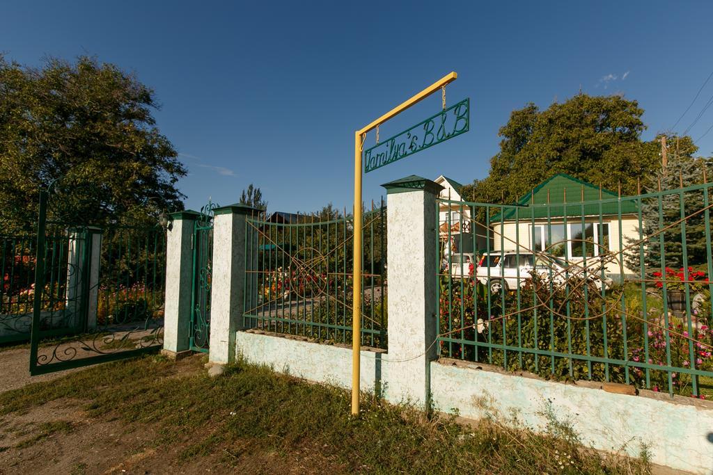 Jamilya B&B Guest House Karakol Exterior foto